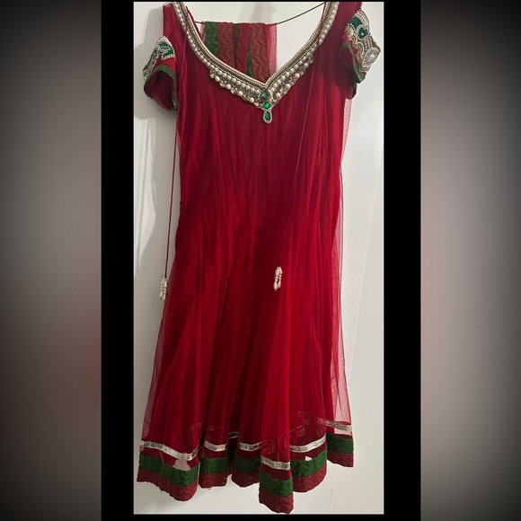 Anarkali suit - Picture 3 of 6